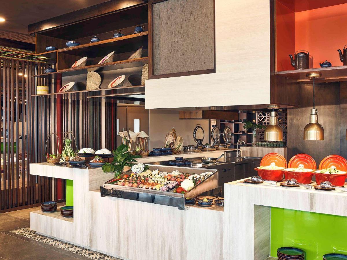 Novotel Hanoi Thai Ha Exterior photo
